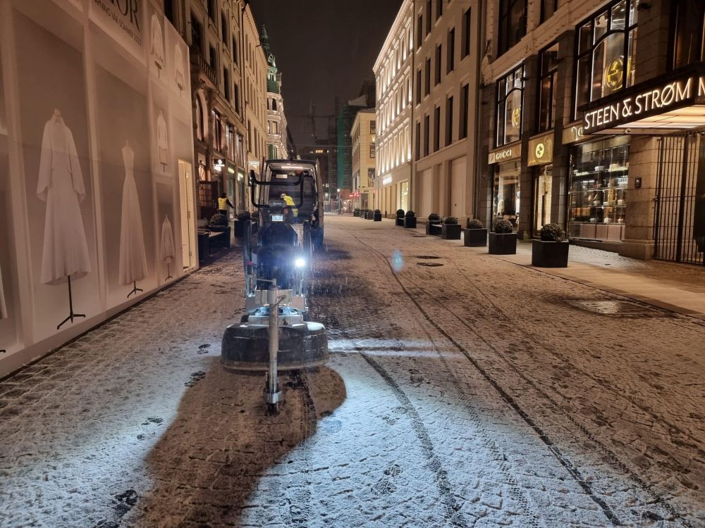 Blastring: Effektiv overflatebehandling for optimal heft